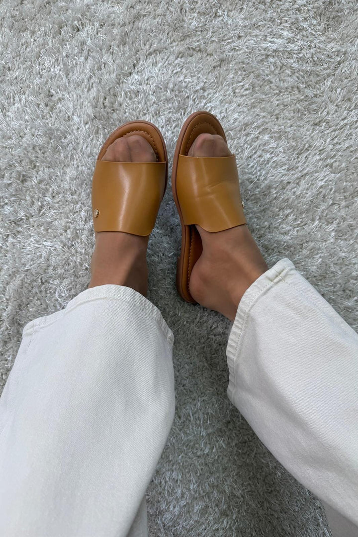 Bloom - Loreen Sandal - Camel Sandaler