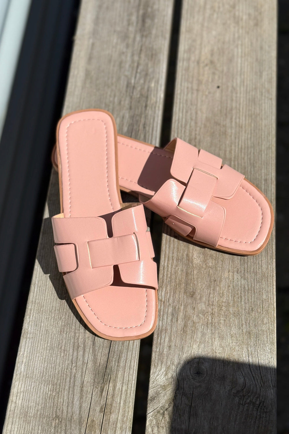 Bloom - Samira Sandaler - Pink Sandaler