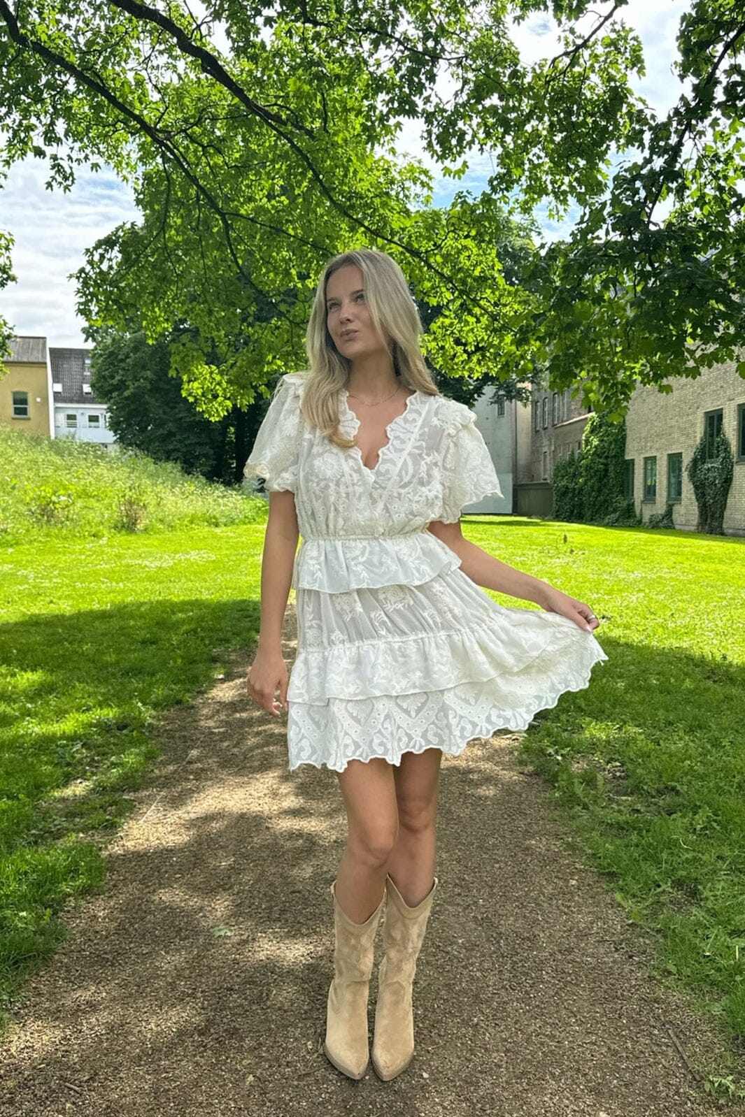 BYIC - Ellinoric Lace Layer Dress - vw Vintage White Kjoler