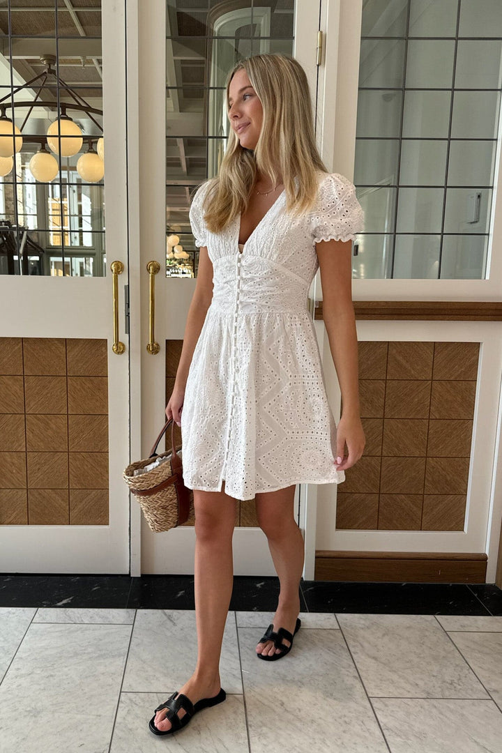 Forudbestilling - BYIC - Marieic Dress - we White Embroidery Kjoler