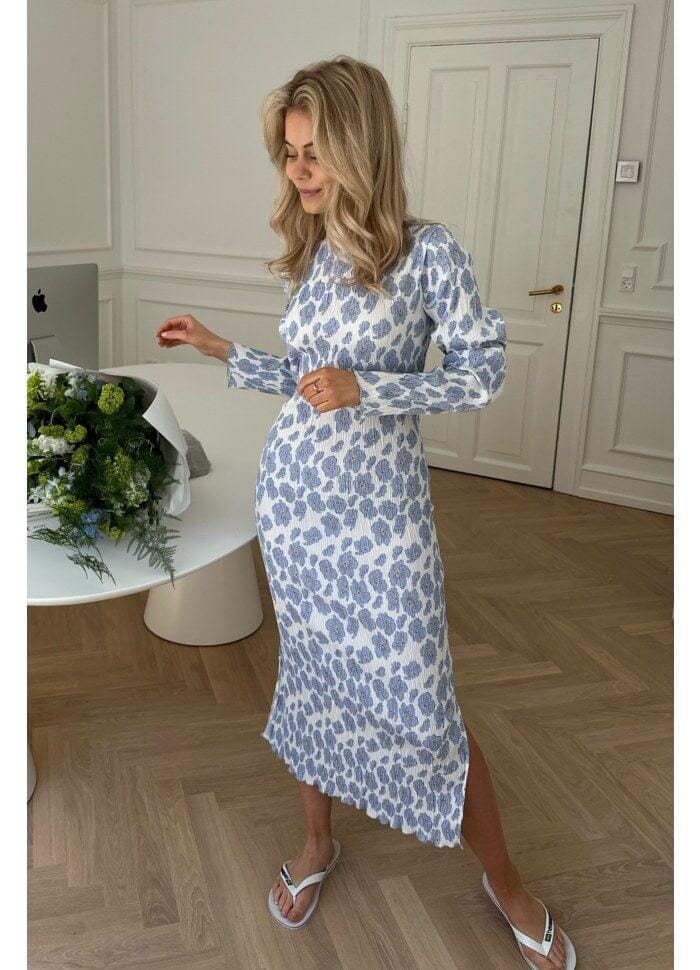 Forudbestilling - BYIC - Odaic Dress - bdf Blue Dazzling Flower Kjoler