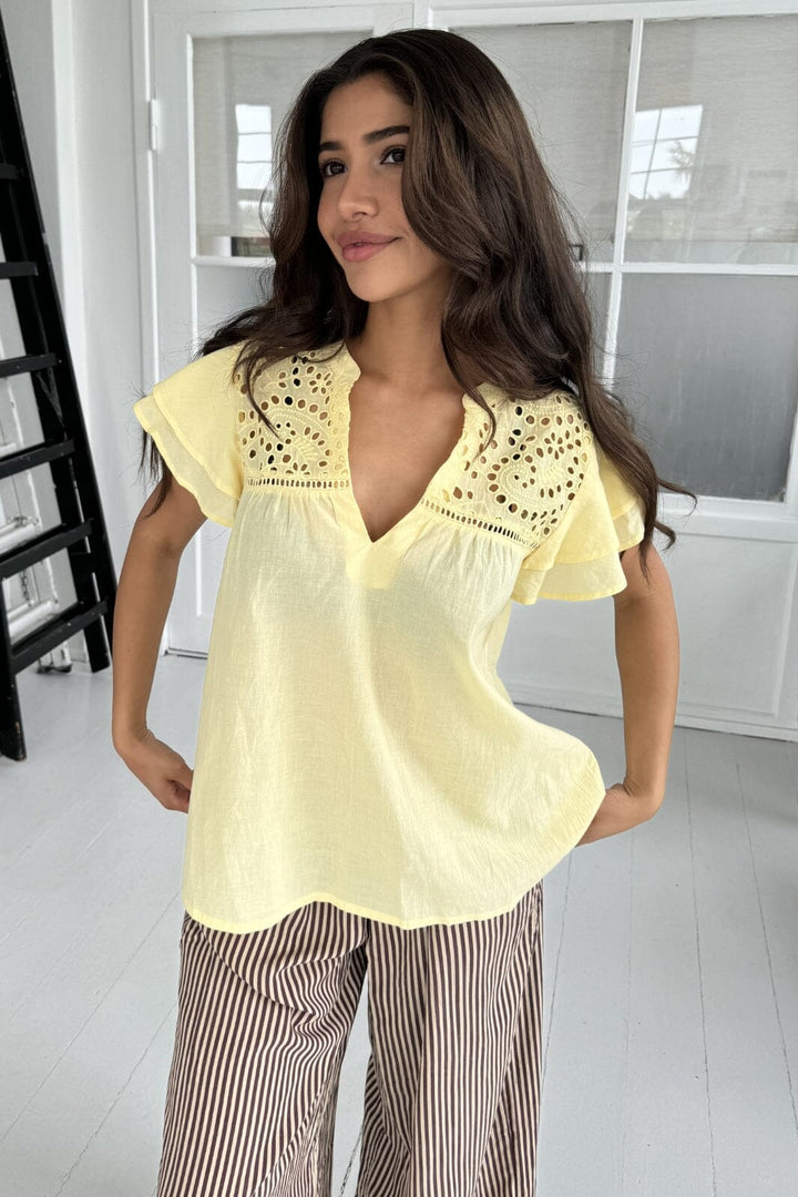 Continue - Christel Solid 14923 - 101 - Light Yellow