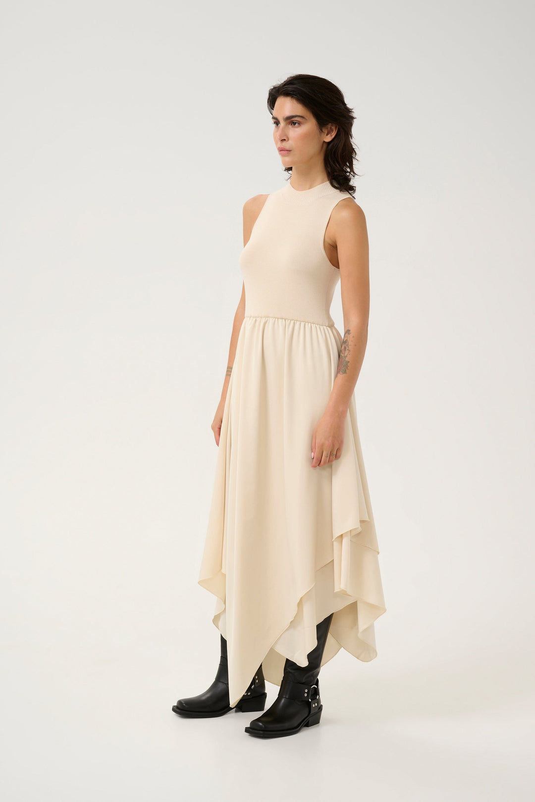 Forudbestilling - Gestuz - Gzsama Sl Dress - 130905 Birch Kjoler