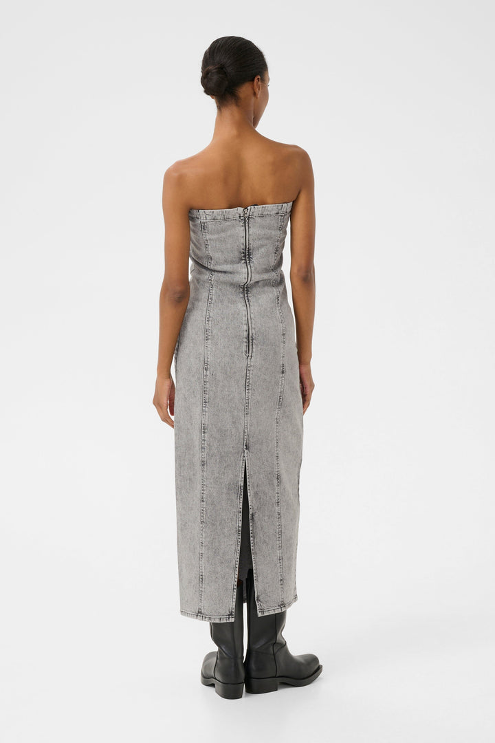Forudbestilling - Gestuz - Gzzauma Sl Long Dress - 107487 Vintage Grey Wash Kjoler