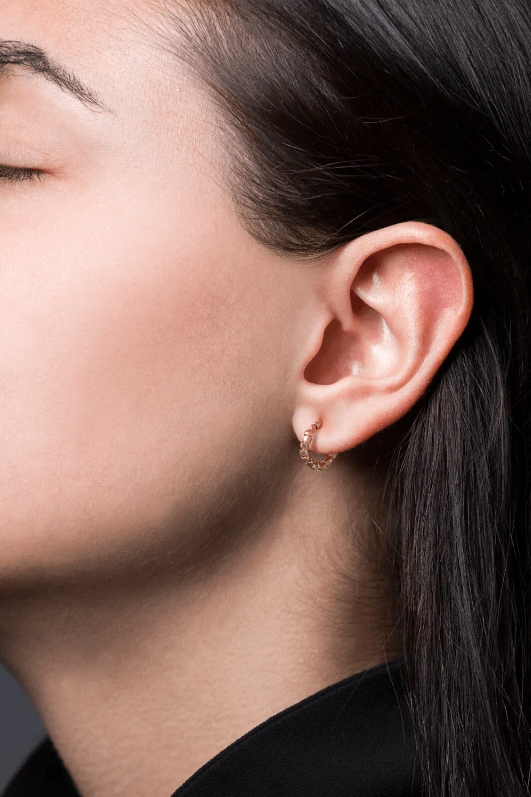 Forudbestilling - Jane Kønig - Bead Twist Earring - Forgyldt Øreringe