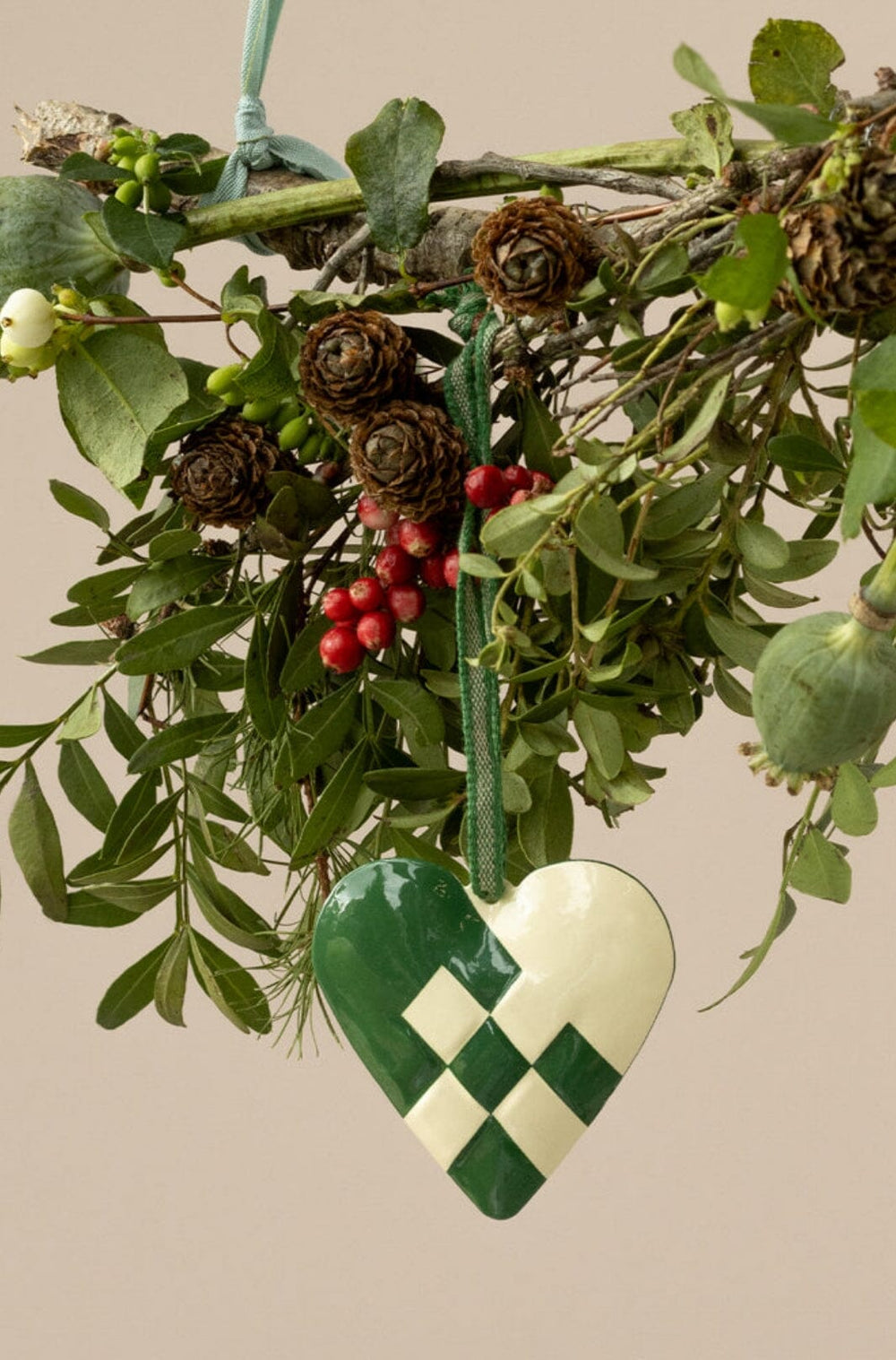 Forudbestilling - Maileg - Metalophæng, Hjerte, Lille - Mørk Grøn Jul