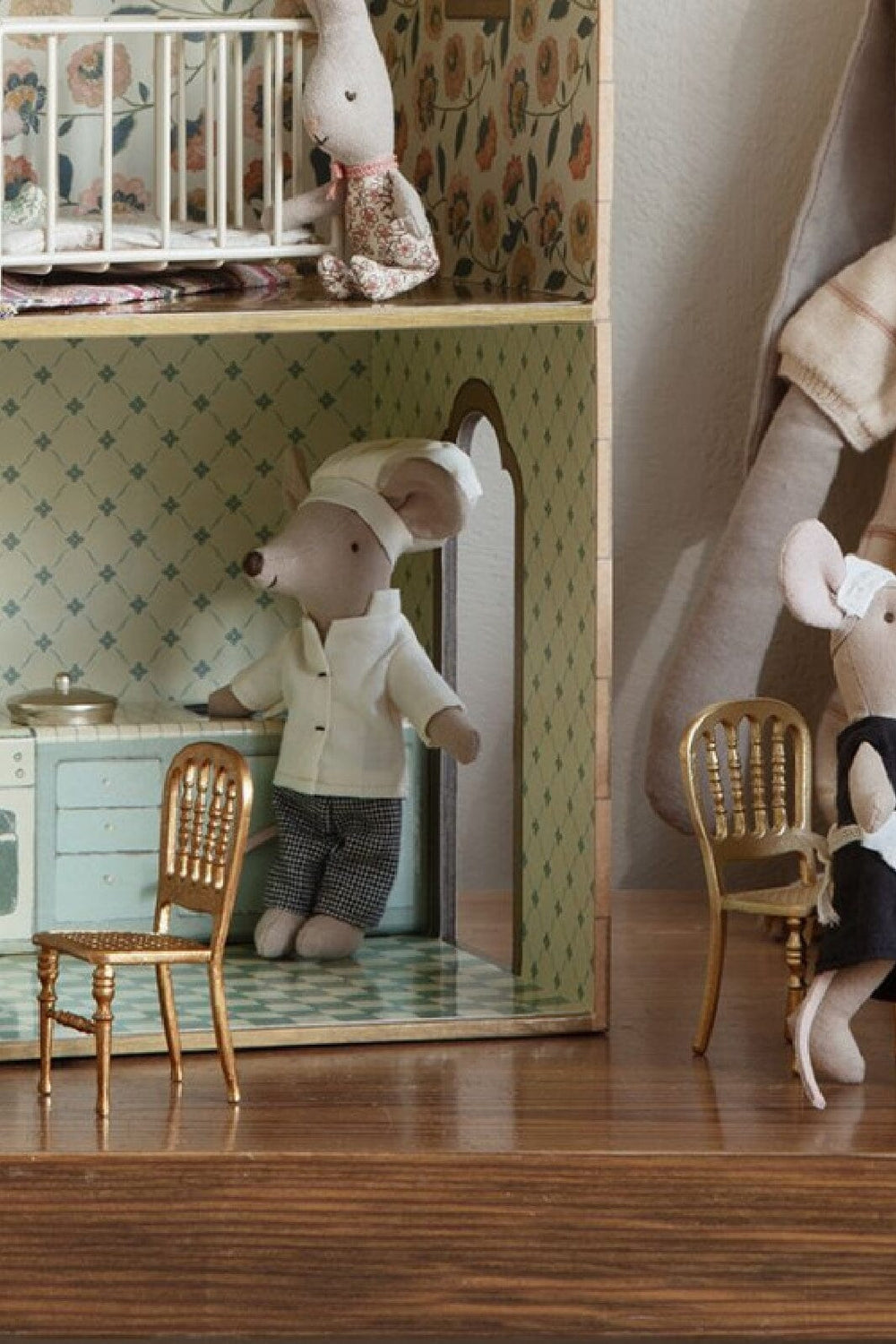 Forudbestilling - Maileg - Stol, Mus - Guld Jul