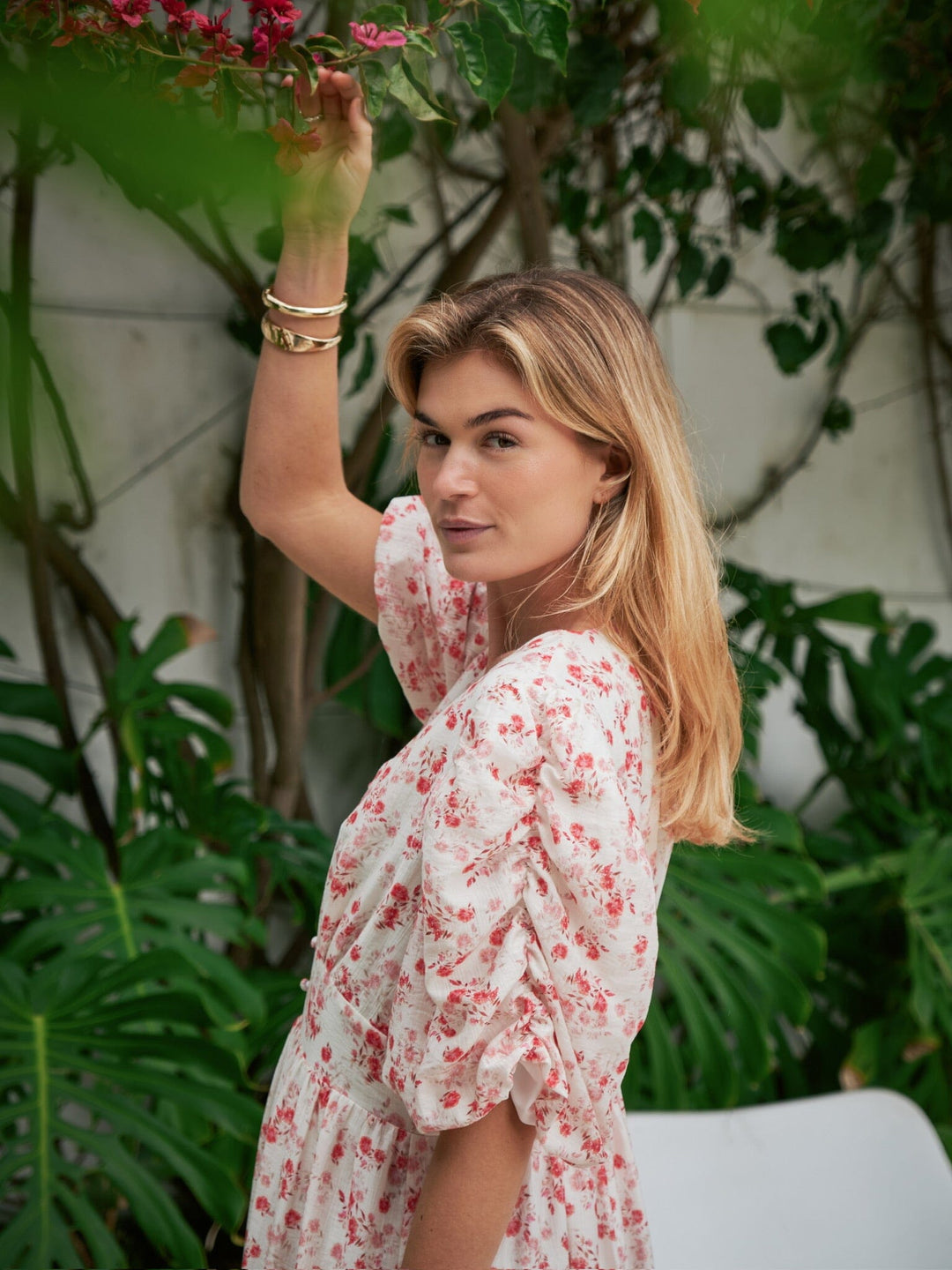 Forudbestilling - Neo Noir - Rilana Pretty Flower Dress 162997 - 160 - Red Kjoler