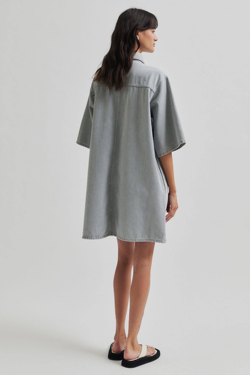 Forudbestilling - Second Female - Esso Dress 59616 - Light Grey Denim Kjoler