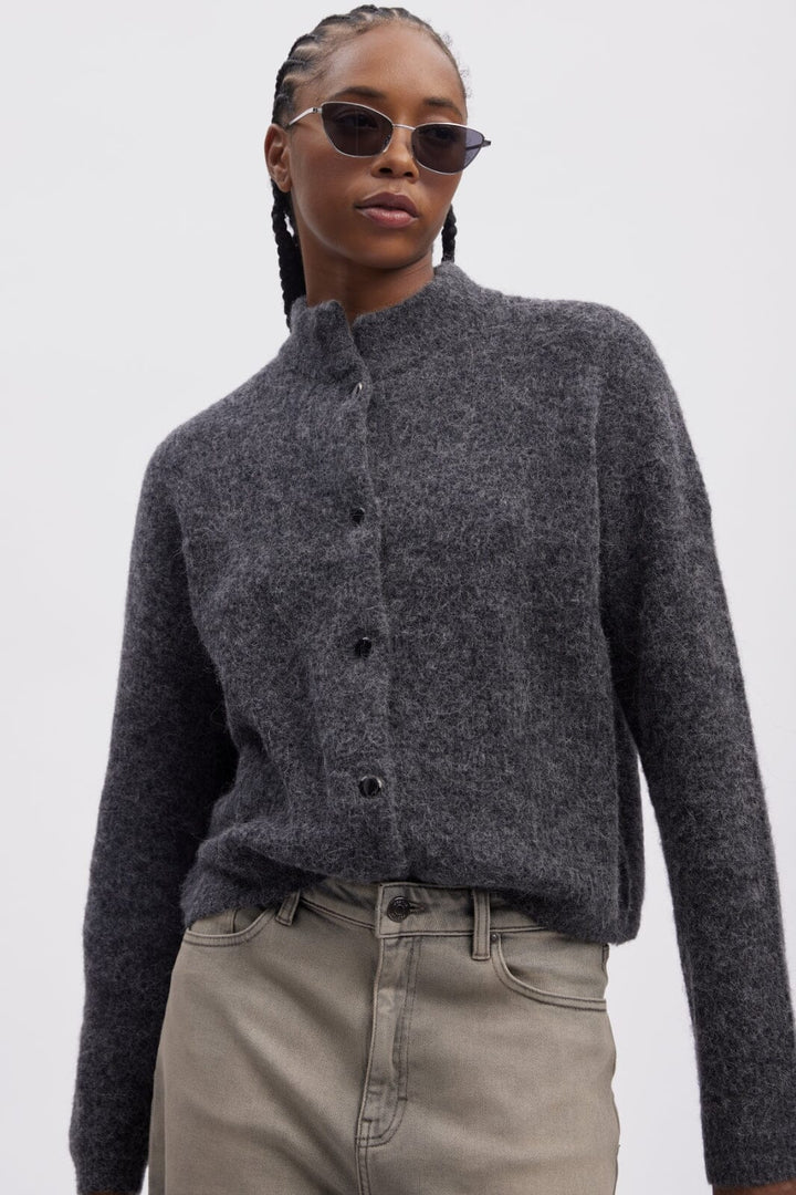 Gestuz - Alphagz Short Cardigan - 106286 Charcoal Melange Cardigans
