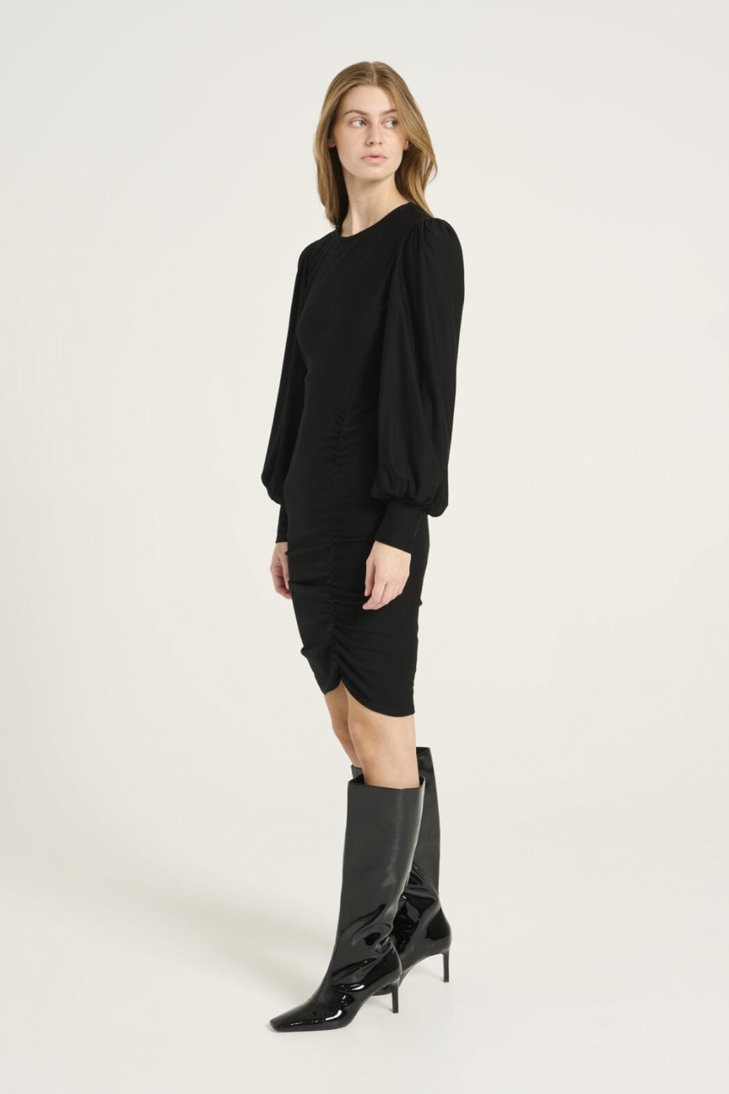 Gestuz - Rifagz Dress - 100017 Black Kjoler