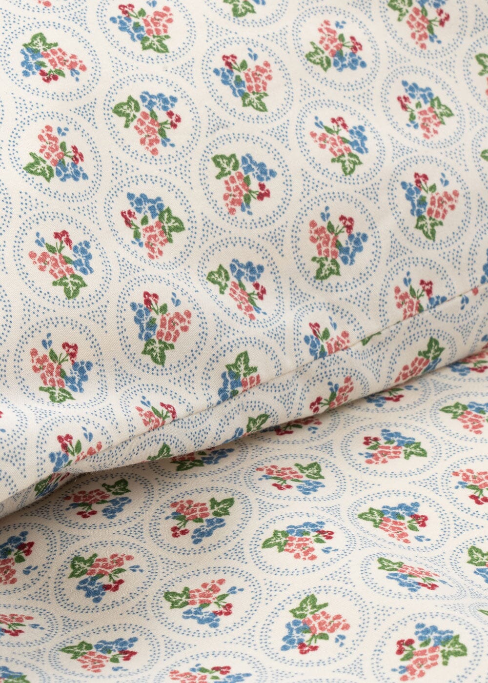 Konges Sløjd - Adult Bedding Gots Ks103667 - Verona Blues Interiør