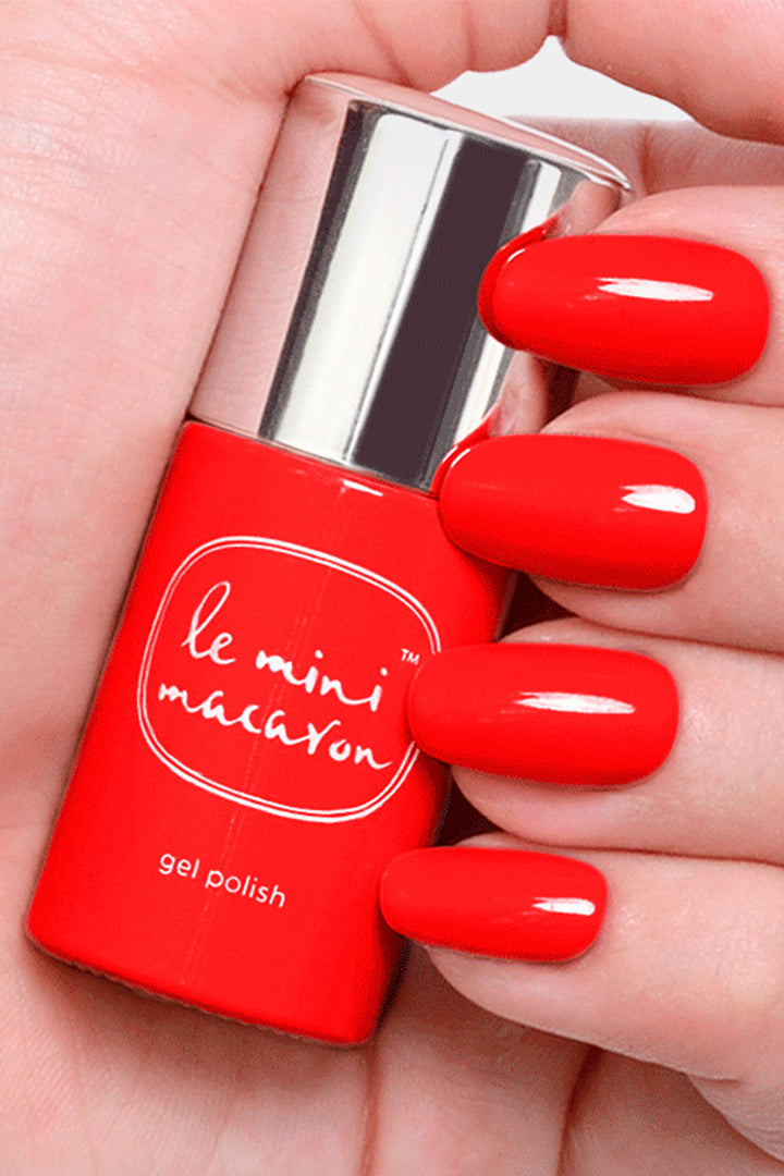 Le Mini Macaron - Gel Manicure Kit - Cherry Red Neglelak