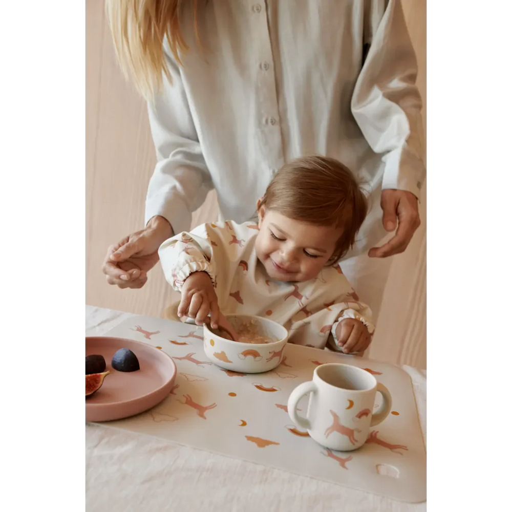 Liewood - Vivi Printed Tableware Set - Dream / Ecru Køkkentilbehør