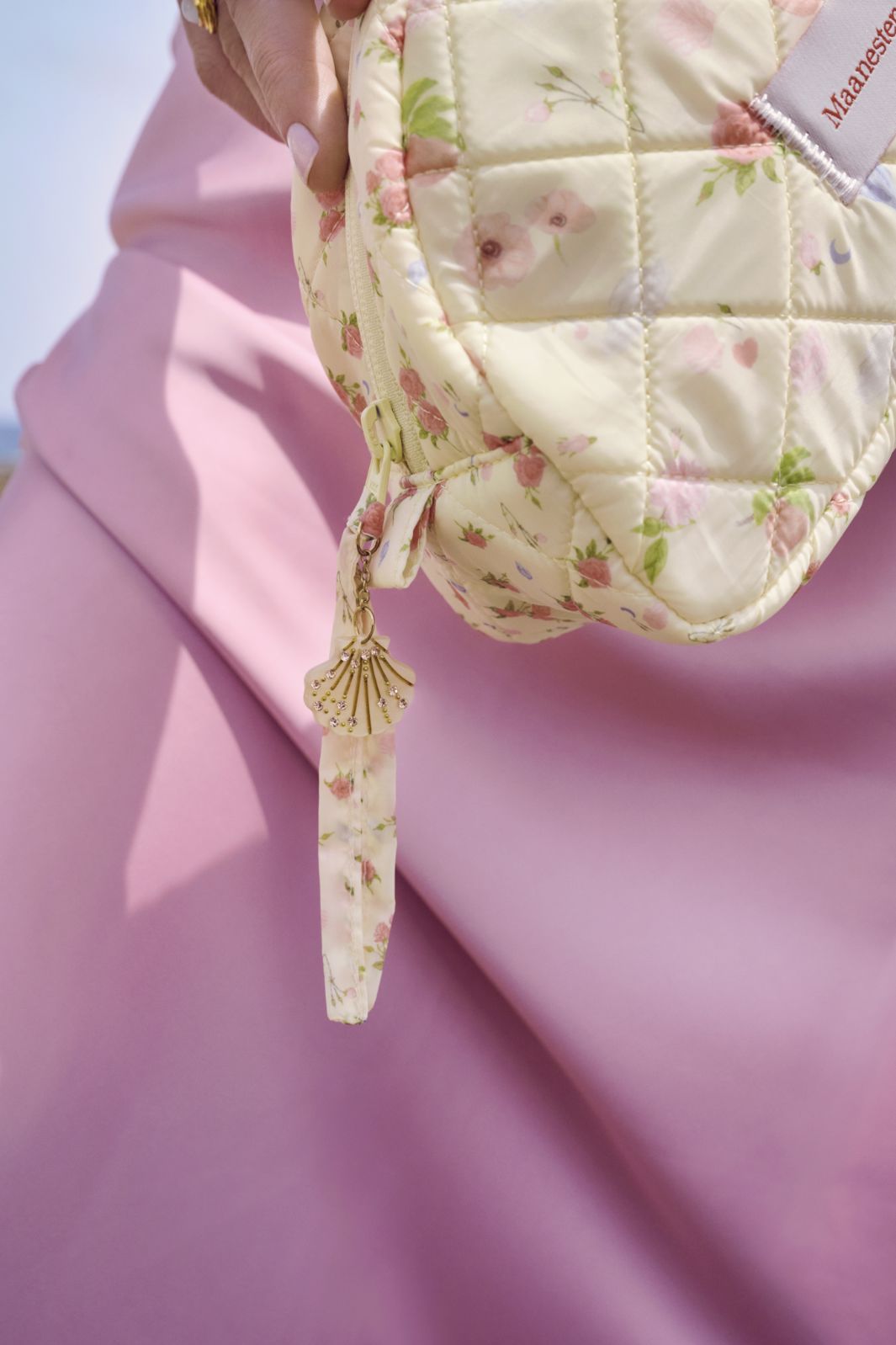 Maanesten - Makeup Bag Medium Roses And Shells - 4057 Tasker