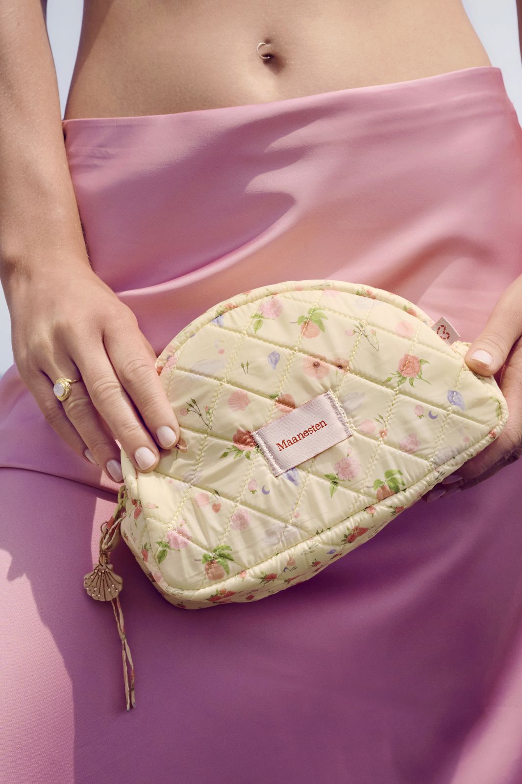 Maanesten - Makeup Bag Medium Roses And Shells - 4057 Tasker