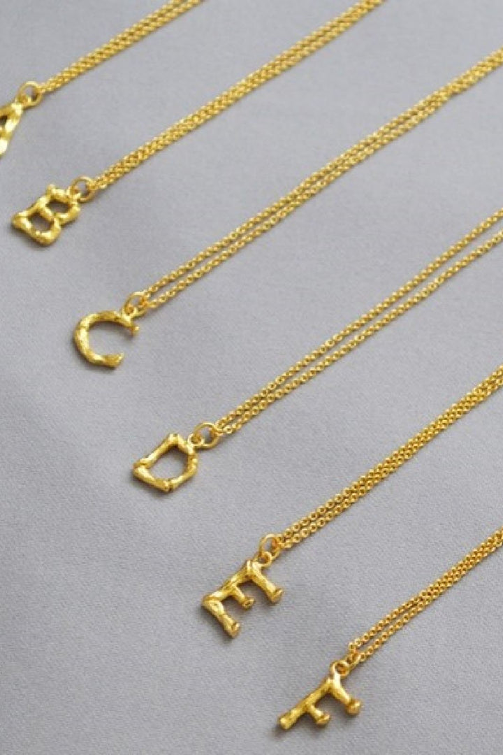 Mellow Moon - Letter Rustik Necklace - Forgyldt Halskæder