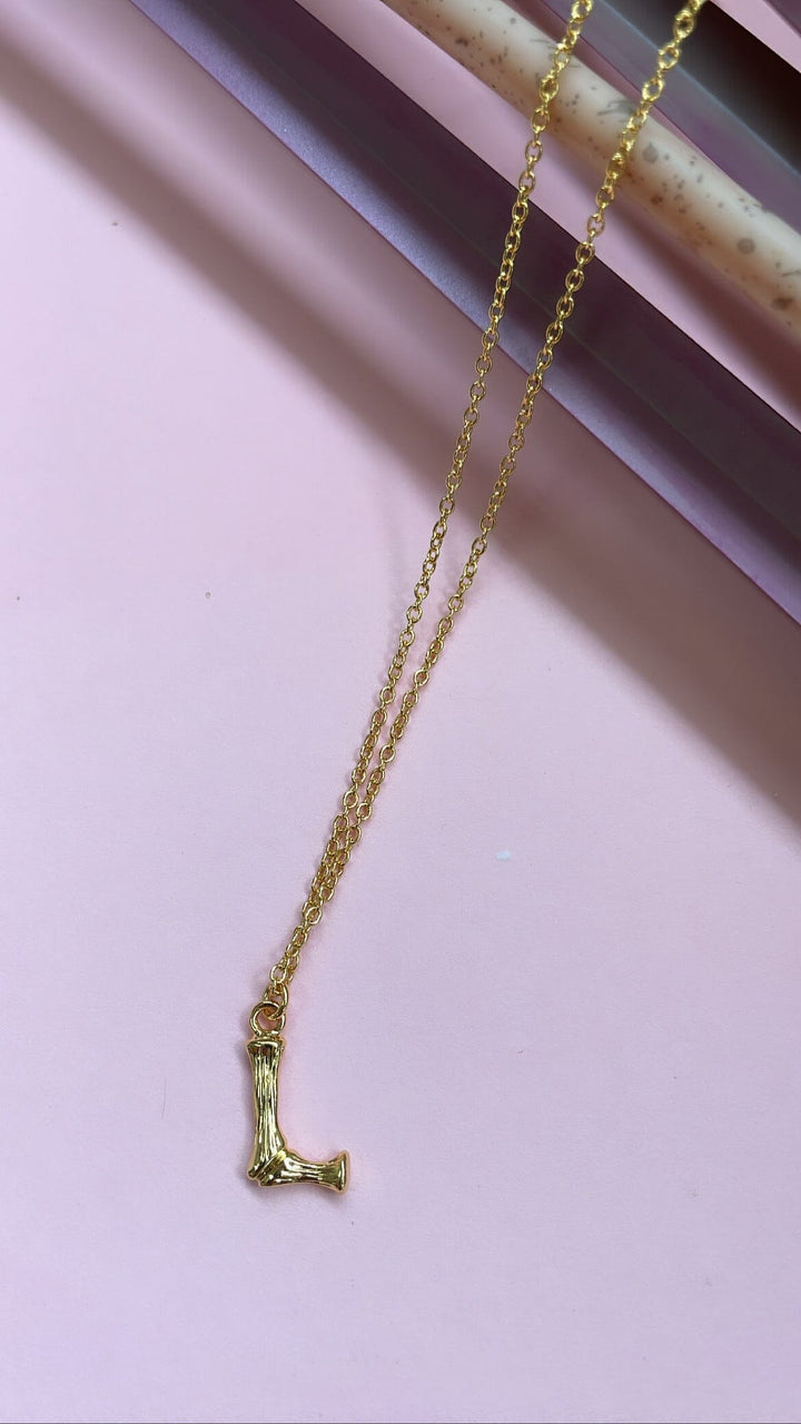 Mellow Moon - Letter Rustik Necklace - Forgyldt Halskæder