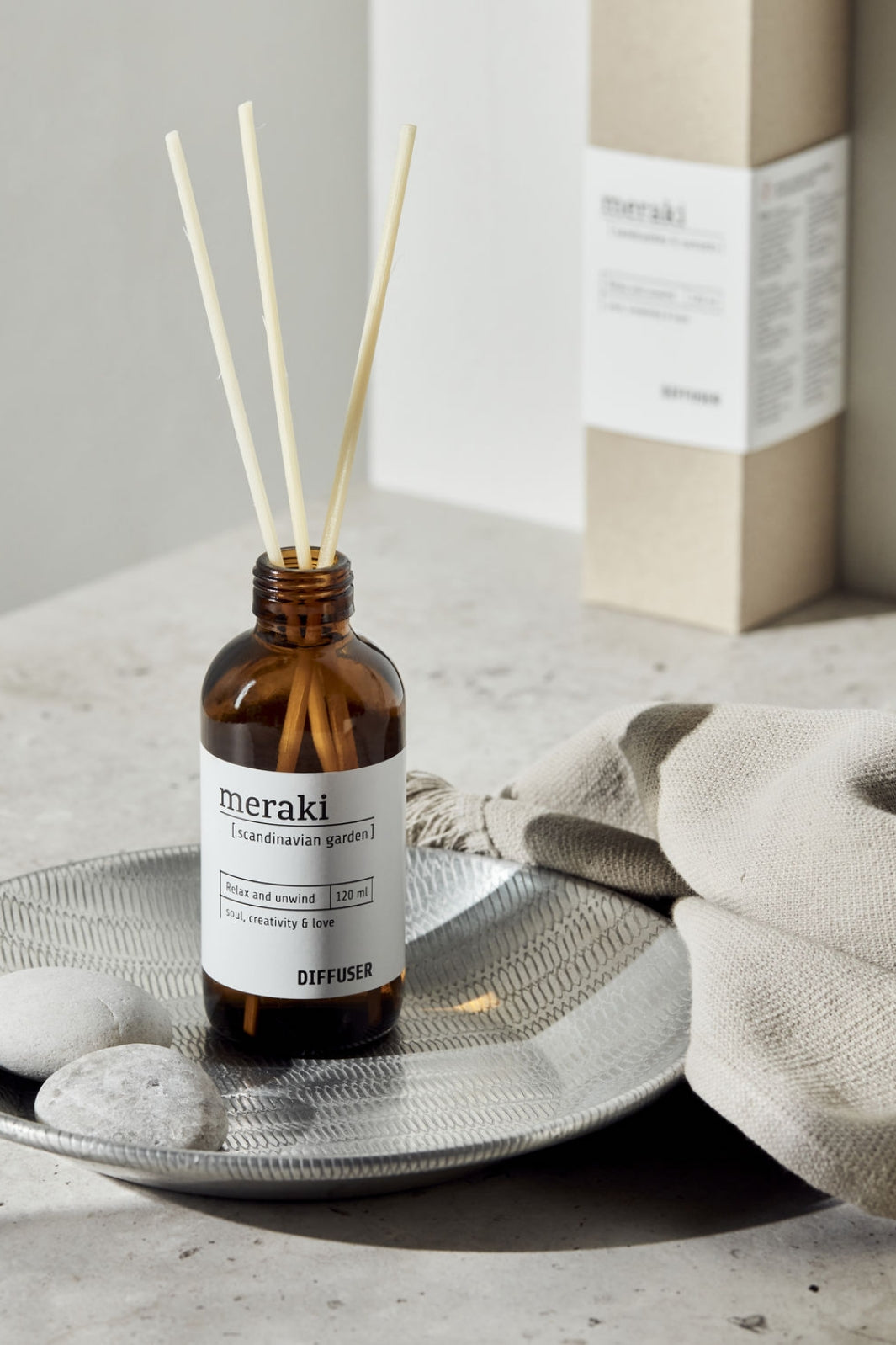 Meraki - Duftfrisker m. 7 pinde - Scandinavian Garden - 120 ml Duftfrisker