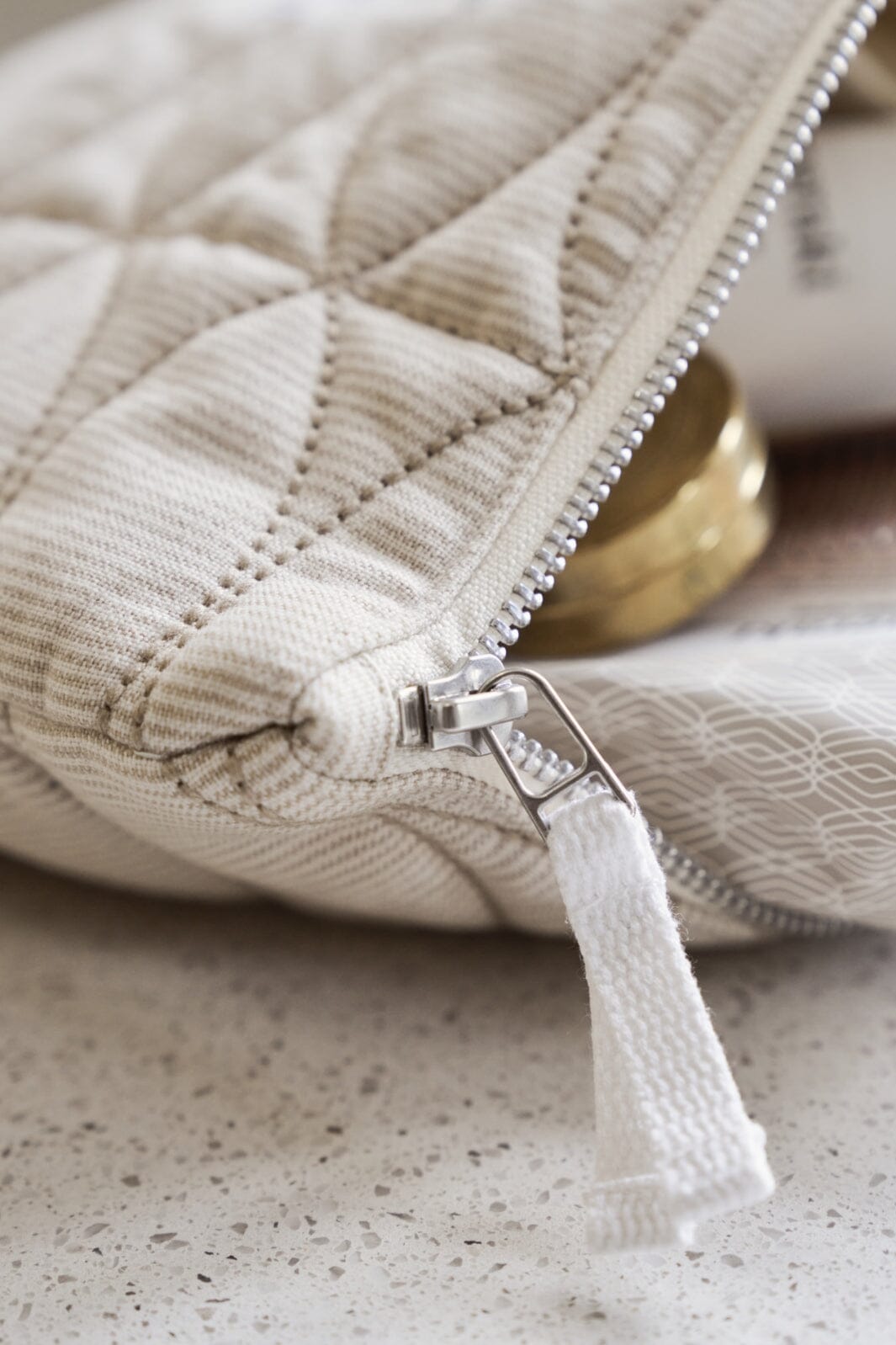 Meraki - Makeup pung, Mentha, Off white/safari - l: 30 cm, w: 3.5 cm, h: 20 cm Toilettasker