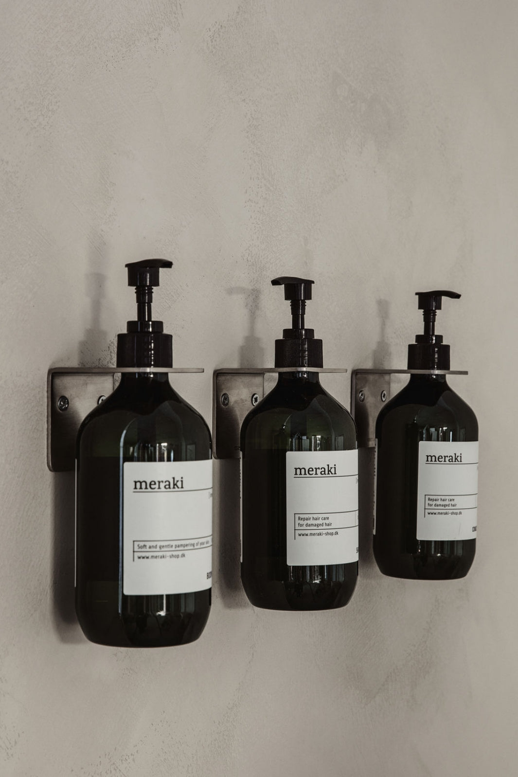 Meraki - Wall bracket - Brushed Silver Finish Interiør