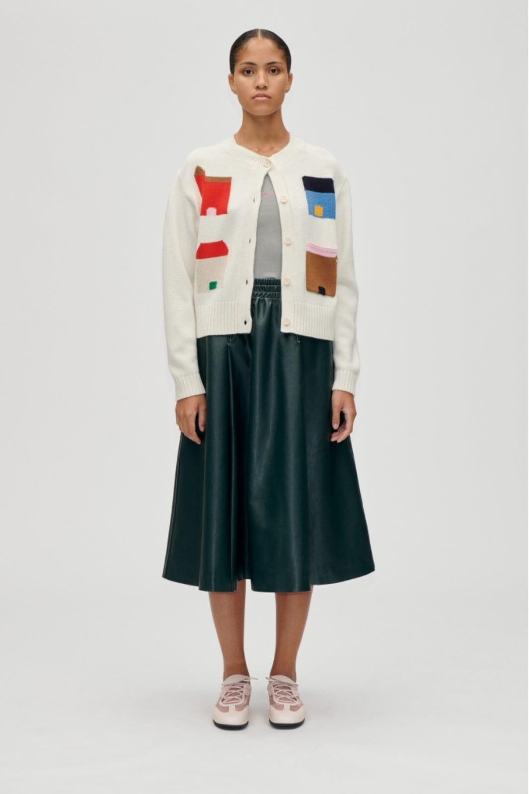 Stine Goya - 2359 Midweight Wool, Cropped Pocket Cardigansg-aw25-k045-2359 - Refugios