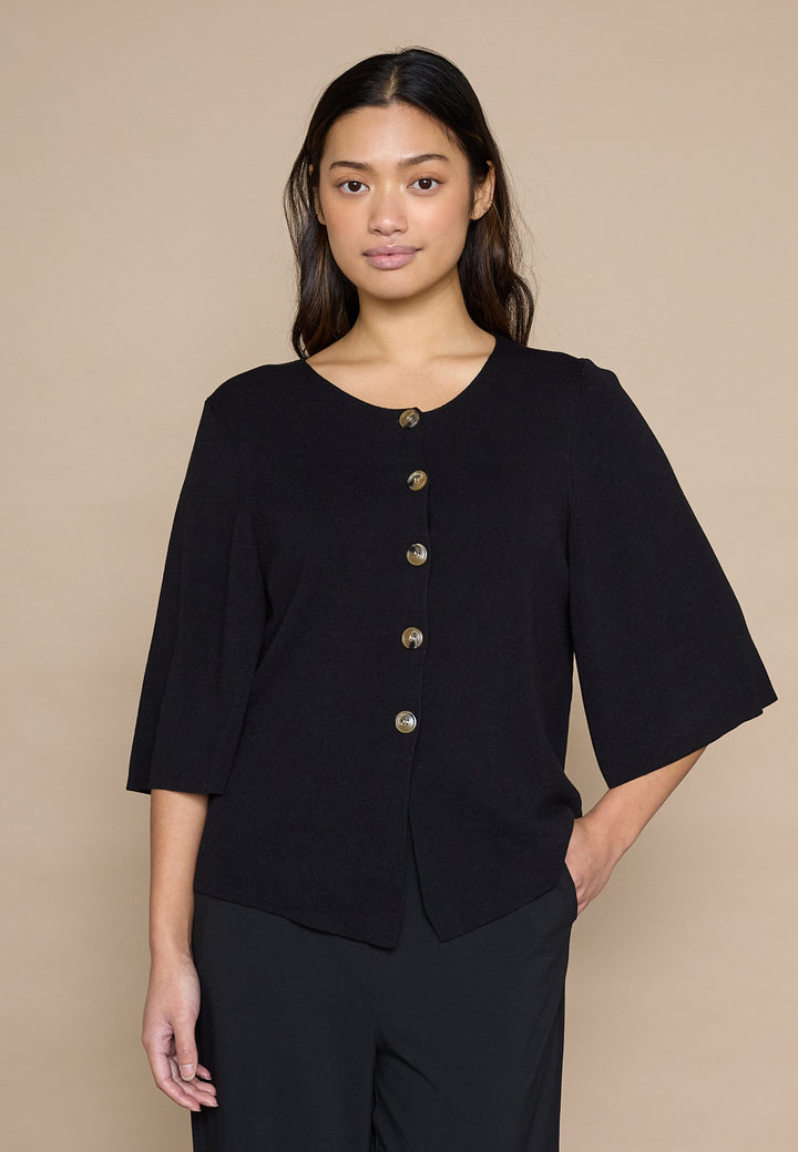 Love & Divine - Love1490 19567 - 000 - Black