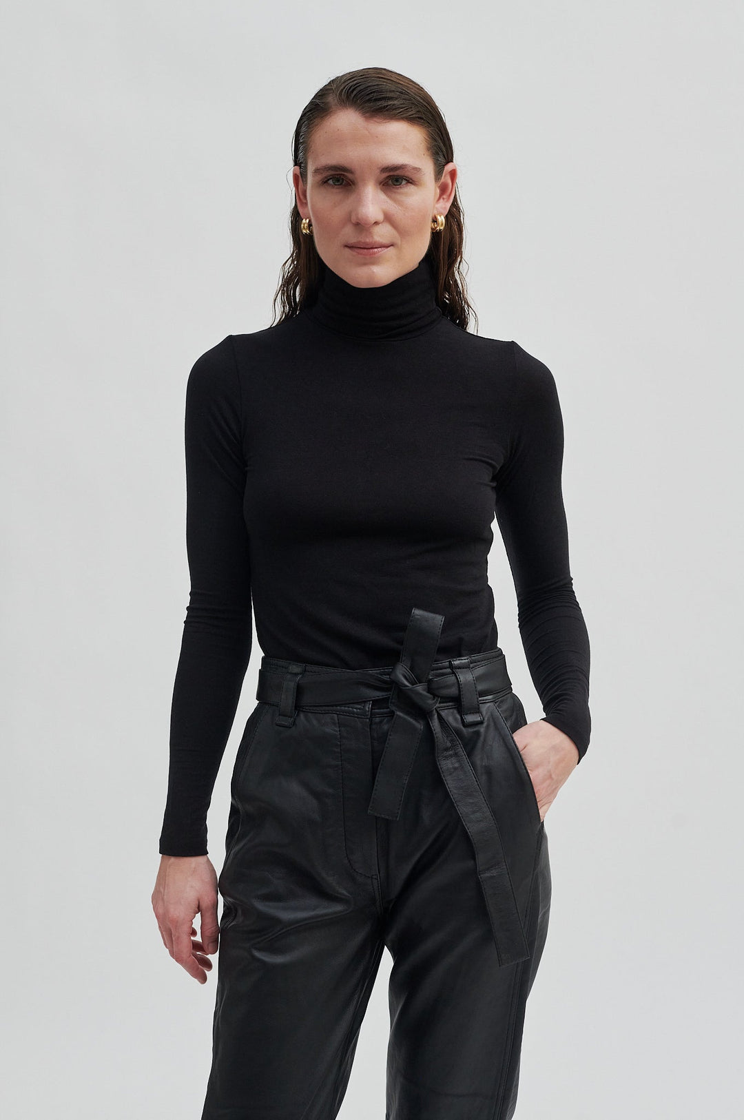Second Female - Matima T-Neck Tee 55201 - 8001 Black