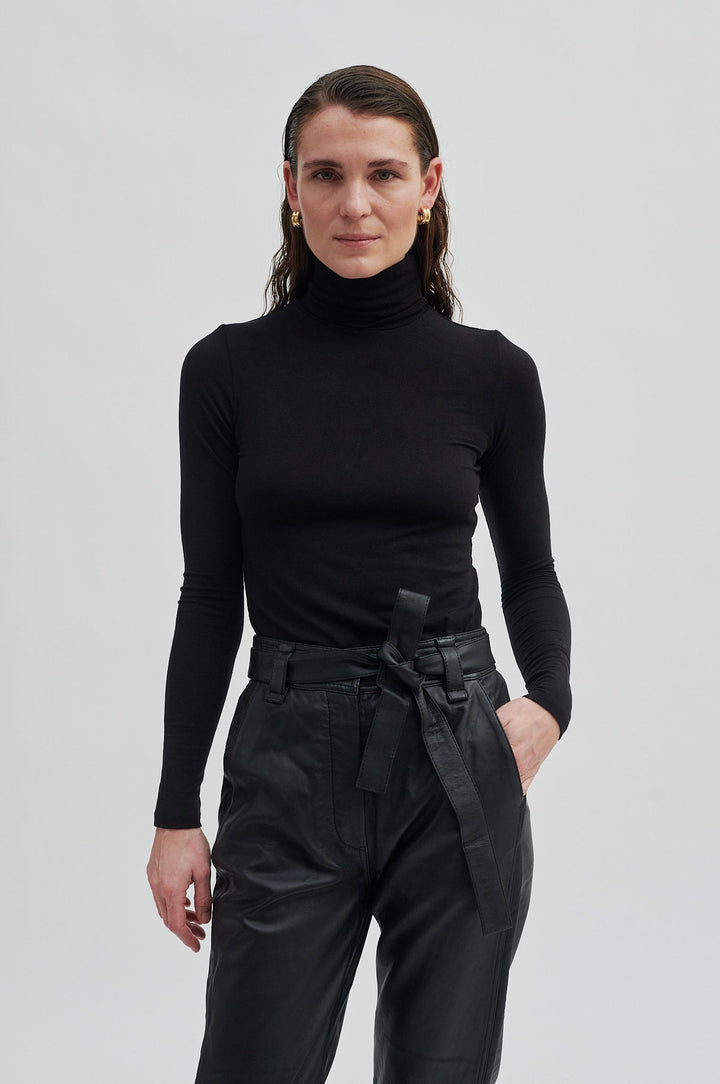 Second Female - Matima T-Neck Tee 55201 - 8001 Black