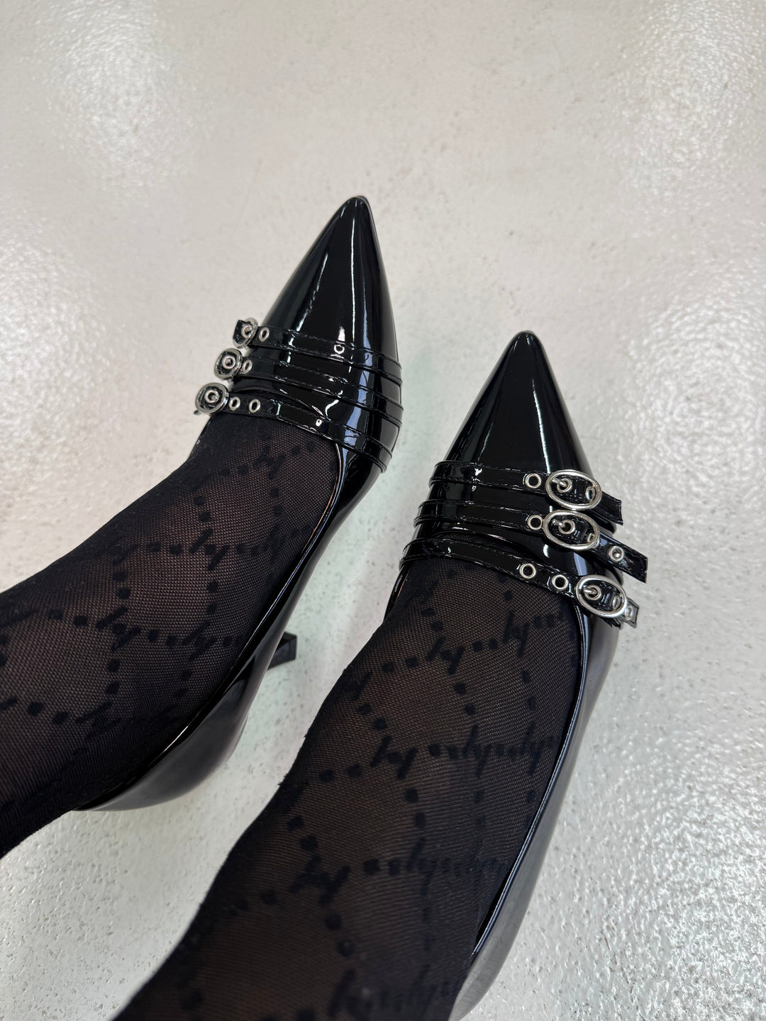 Bloom - Bellflowerstiletto - Black