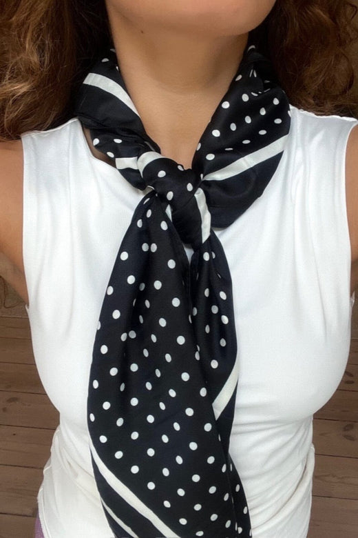 A-bee - Alessandra Scarf - Black Tørklæder 