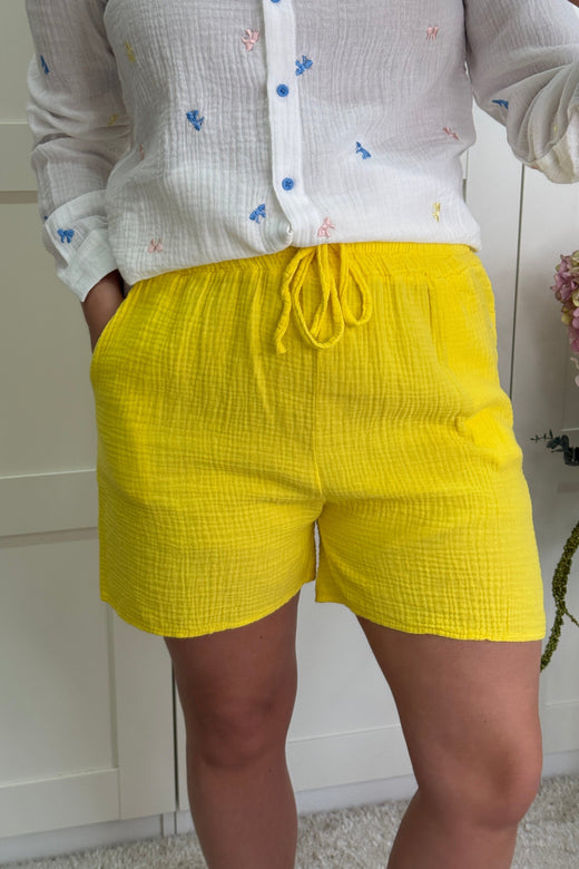 A-bee - Nelly Shorts - Yellow Shorts 