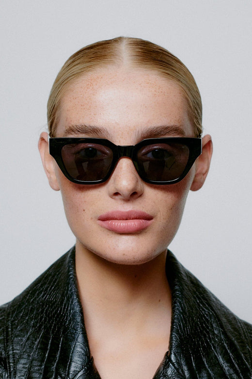 A. Kjærbede - Kaws KL2310 - Black Solbriller 