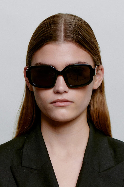 A. Kjærbede - Pluto KL2606 - Black Solbriller 