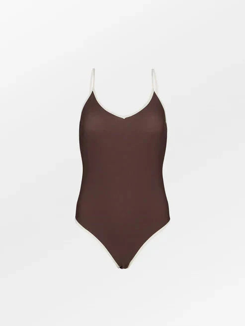 Beck Söndergaard - Contrast Bea Swimsuit 1111700041 - 7050 - Hot Fudge Brown Badedragter 