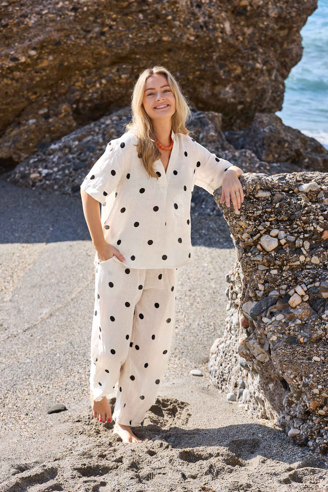 Black Colour - Bcmelina Ss Linen Blouse 40842 - Dot T-shirts 