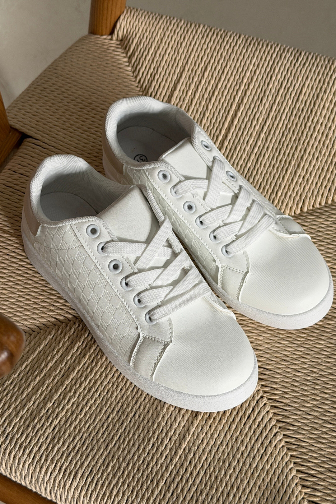 Bloom - Azalea Sneakers - Beige Sneakers 