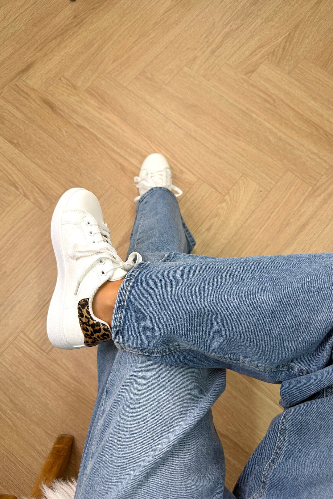 Bloom - Azalea Sneakers - Leo Sneakers 