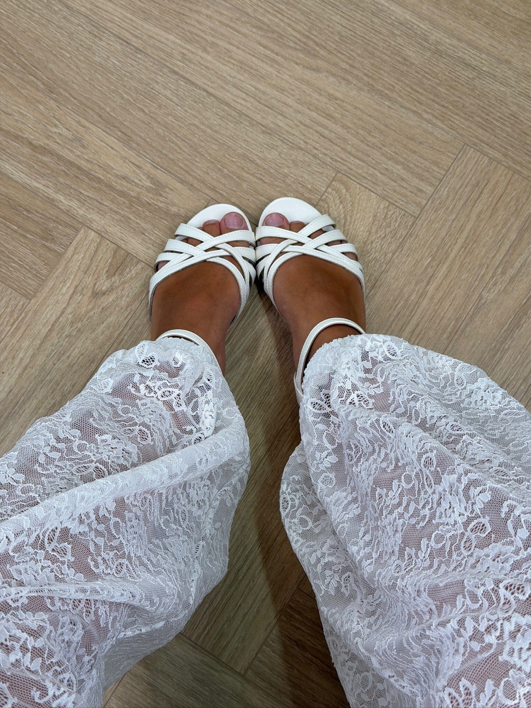 Bloom - Geranium Sandals - White Sandaler 