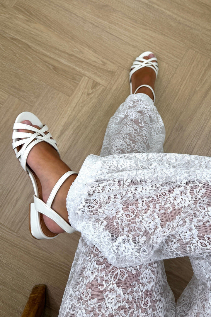 Bloom - Geranium Sandals - White Sandaler 