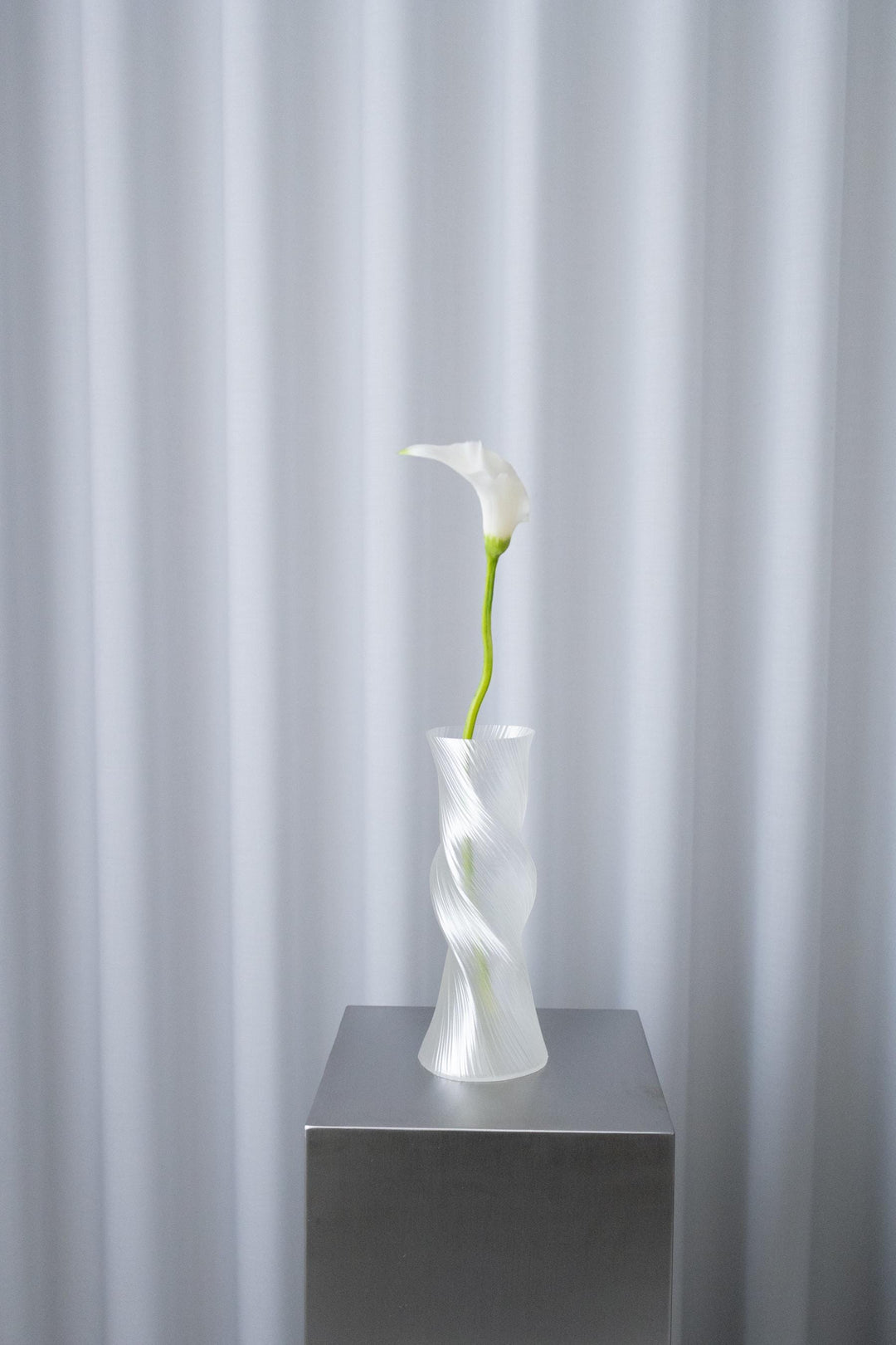 Bloom Objects - Artificial Lifelike Calla Lily - White - 02-306 White 