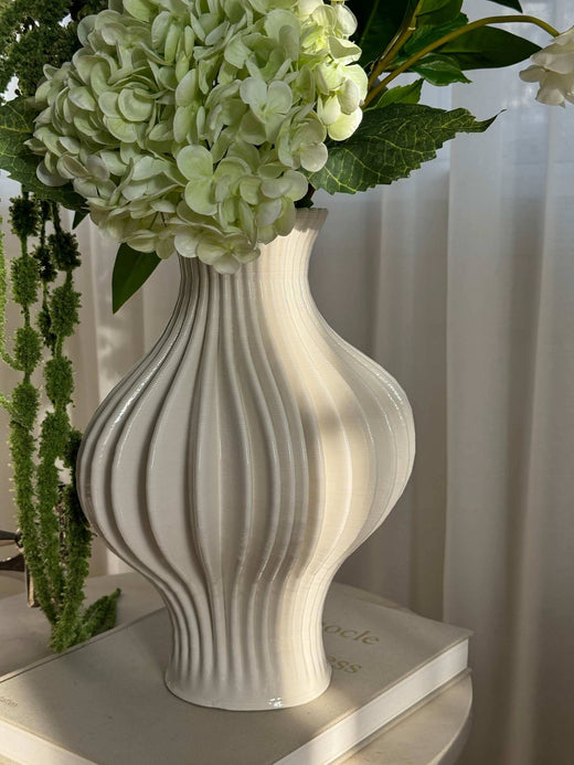 Bloom Objects - Forma Vase - Cloud - 01-211 Cloud 