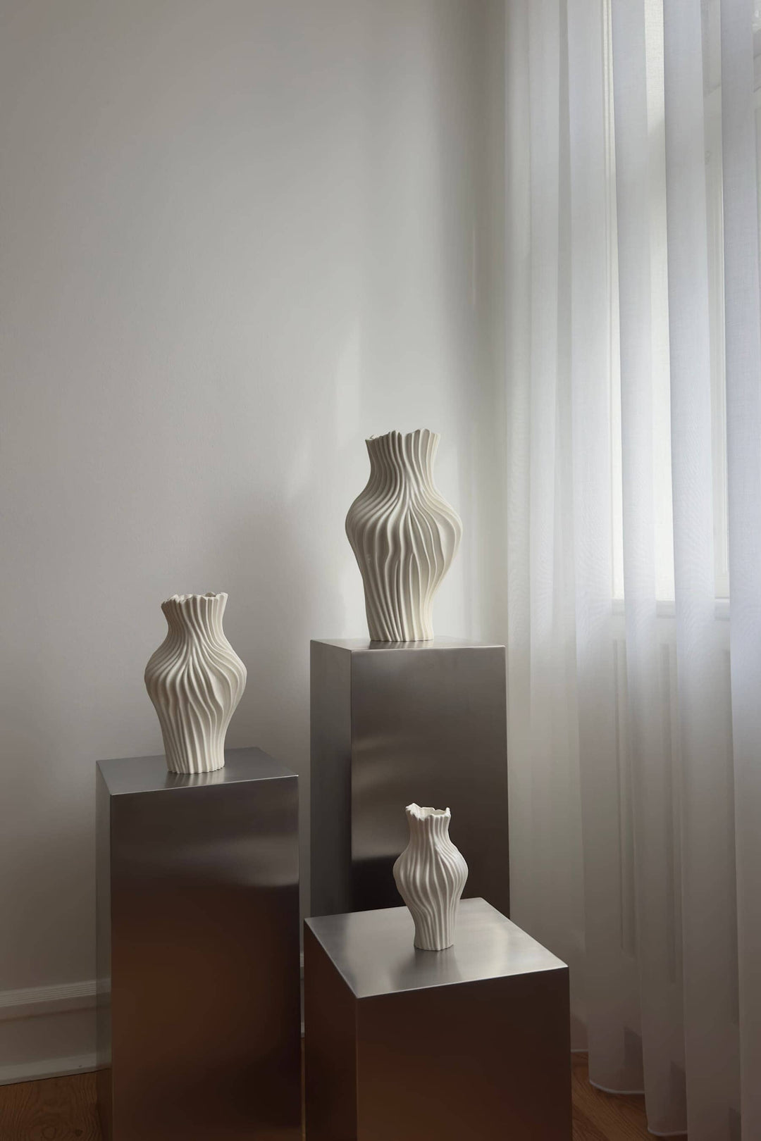 Bloom Objects - Sculpa Vase - Cloud - Large - 01-217 Cloud 