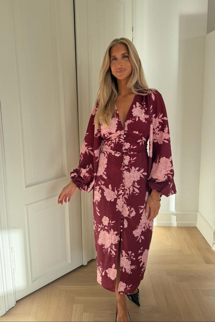 Byic - Adaic Long Dress A23983 - Bordeaux Pink Toile Print Kjoler 
