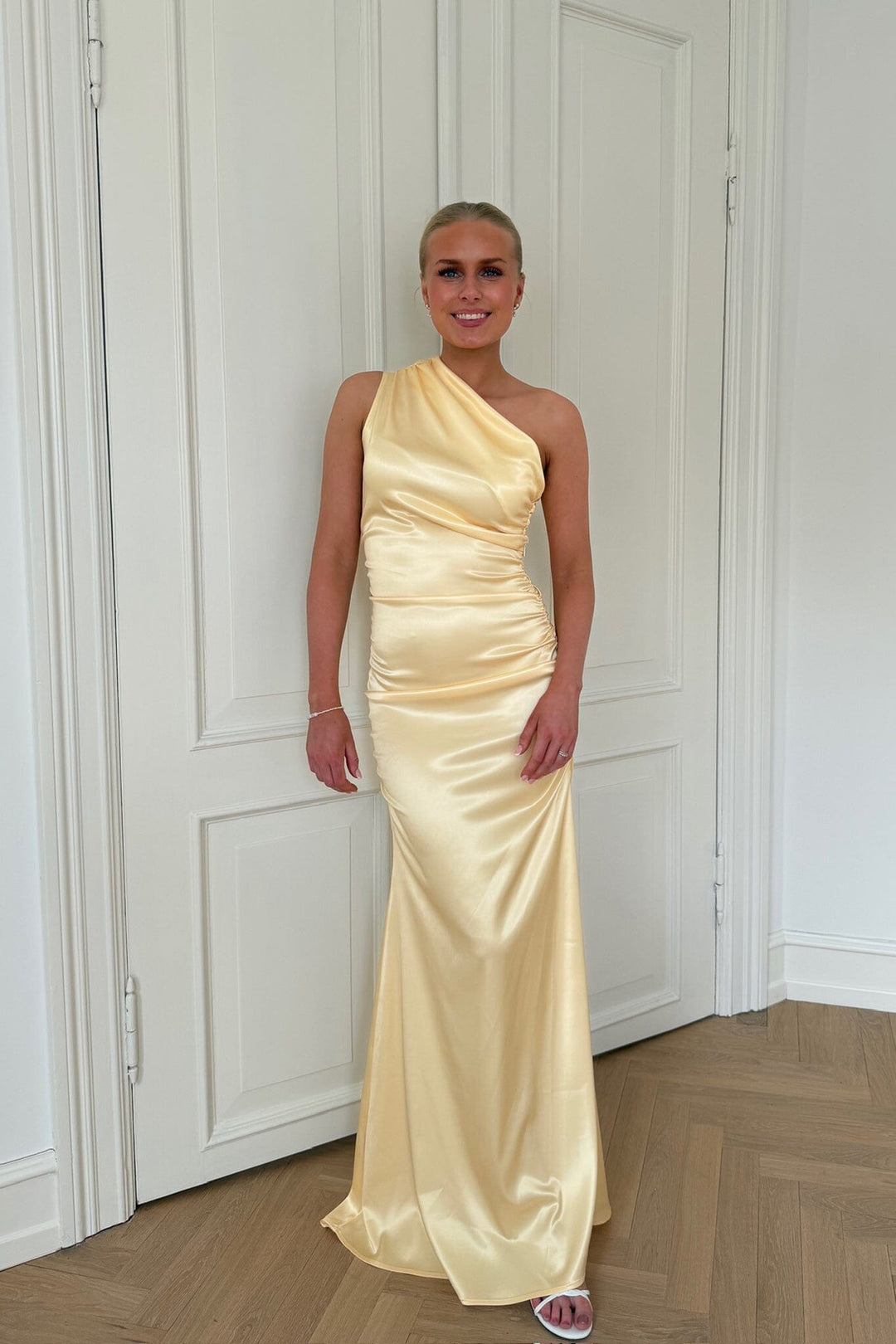 BYIC - Andreaic Satin Dress A25124 - Butter Yellow Kjoler 