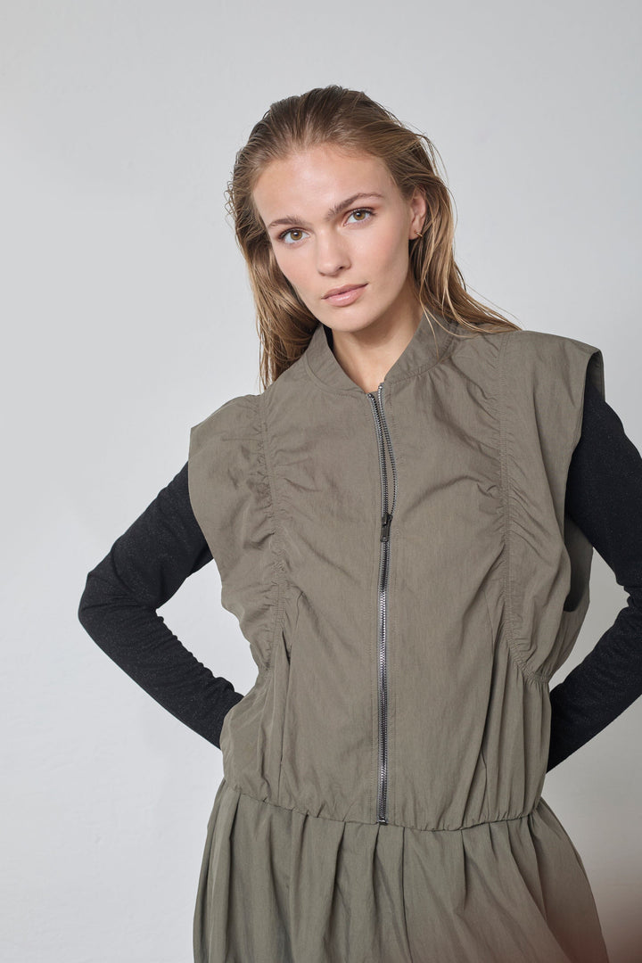 Co´Couture - Acasiacc Waistcoat 40042 - 7555 - Army Veste 