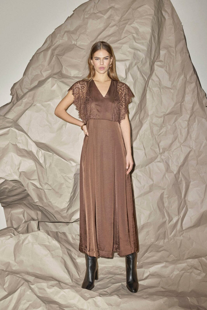 Co´Couture - Iduncc Lace Dress 46125 - 145 - Dark Brown Kjoler 