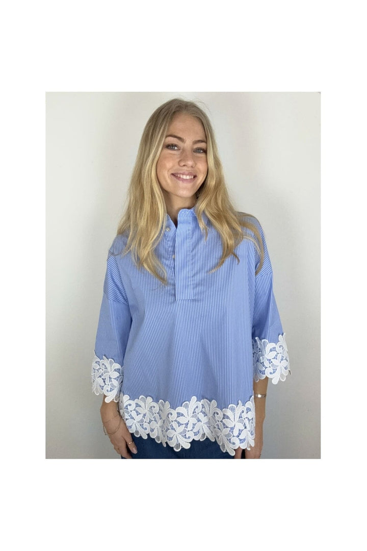 Continue - Klara Stripe Embrodery 15214 - Blue Stripe