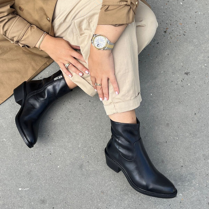Copenhagen Shoes - A Beautiful Life Cs9130 - 0003 - Black Støvler 