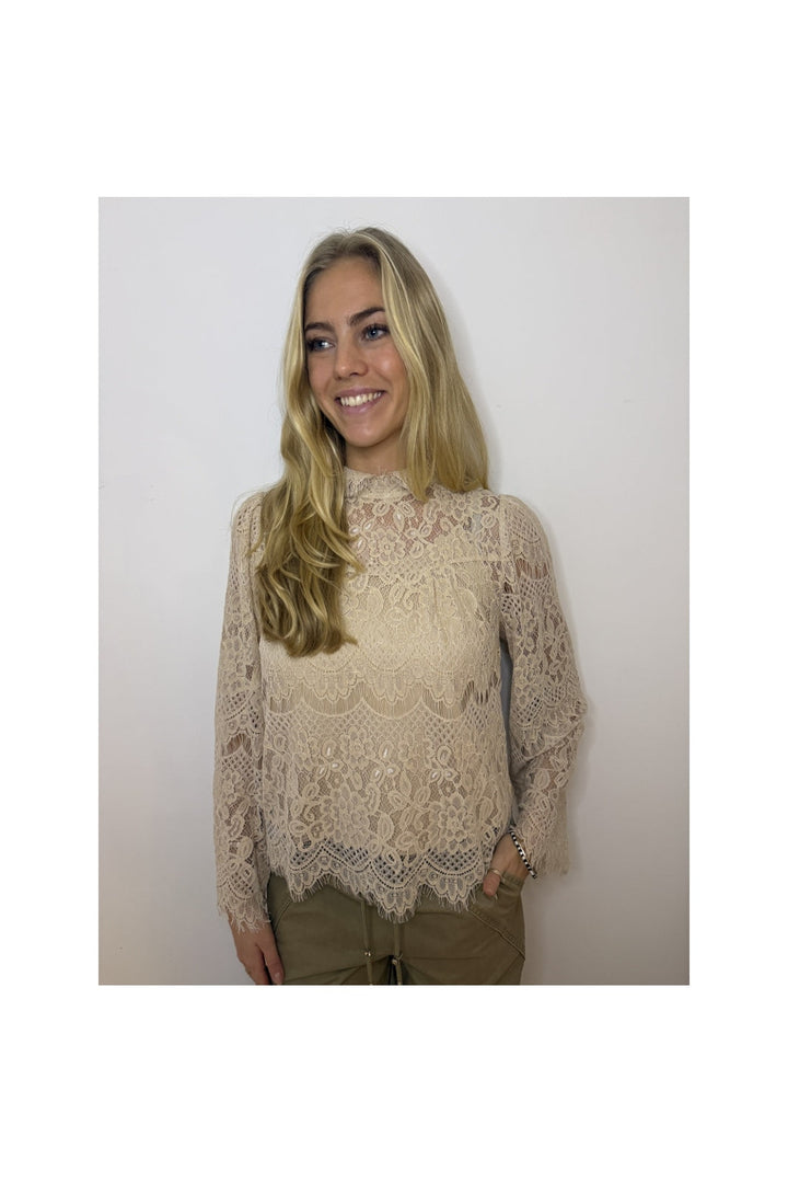 Continue - Valeri 15095 - Nude